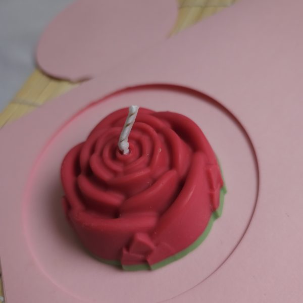 Velas flotantes de cera de soja, rosas magenta, coleccón Floating Whispers