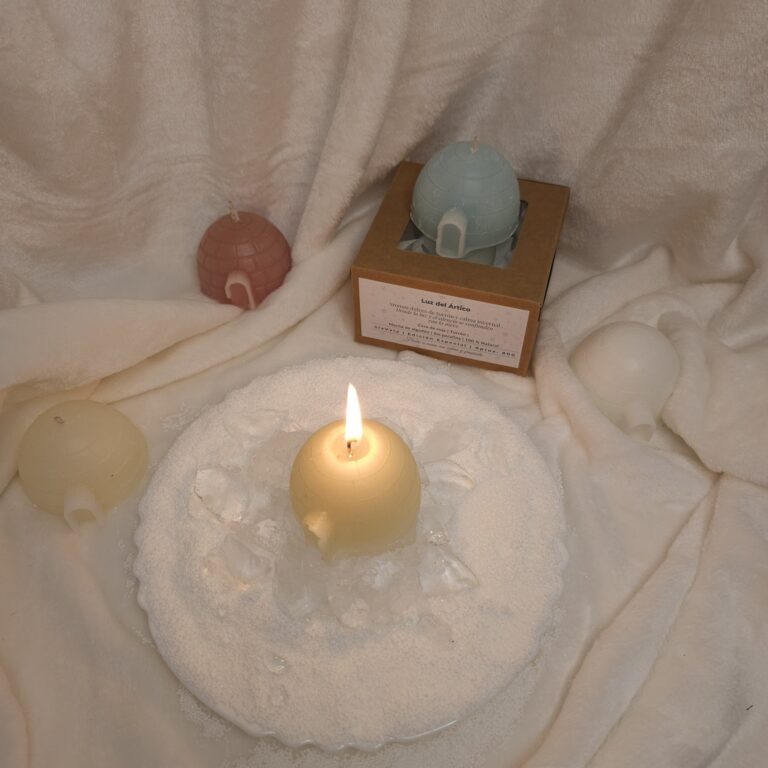 Luz de ártico - foto de arriba con iglús y caja