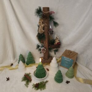 Escena Abetos de Invierno - Velas decorativas verde y blancas 