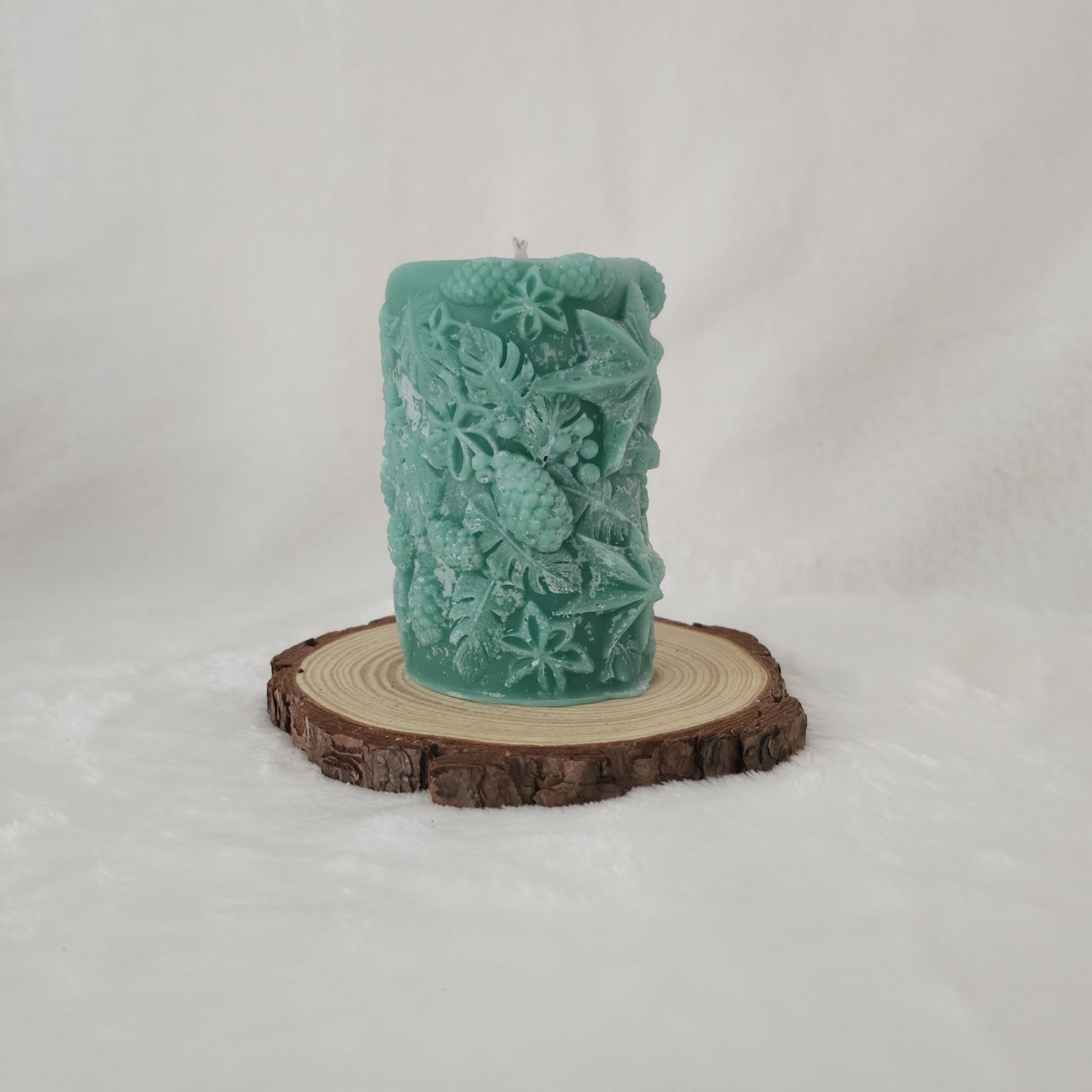 Susurro de Bosque - Vela decorativa de abeto helado y ámbar