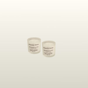 Set mini velas aromáticas con aroma de jazmín, bergamota y cedro.